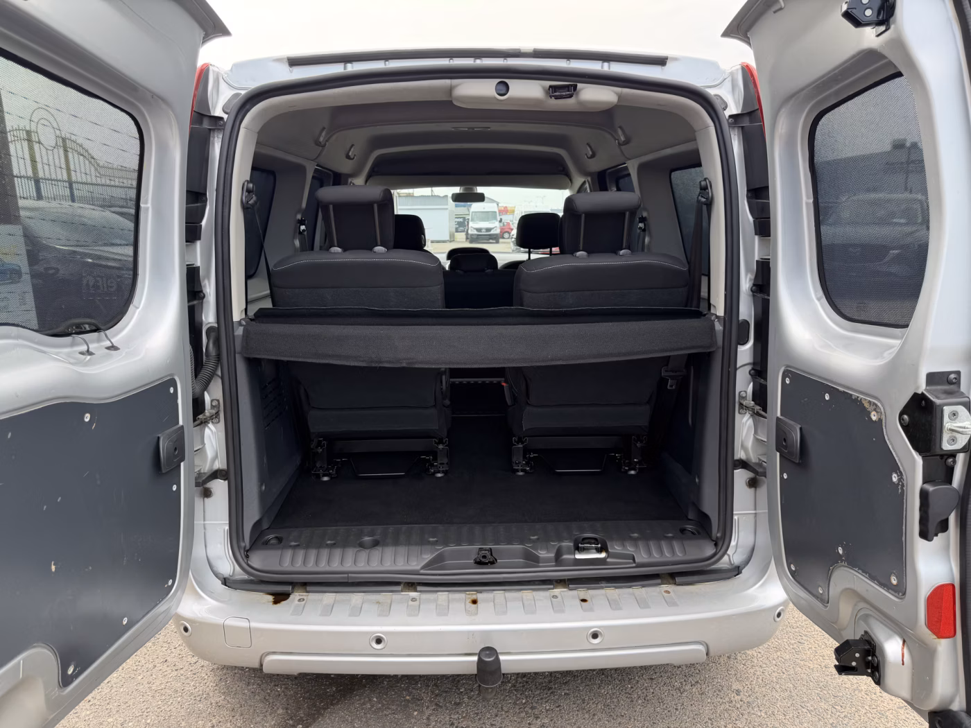 Renault Kangoo фото 12