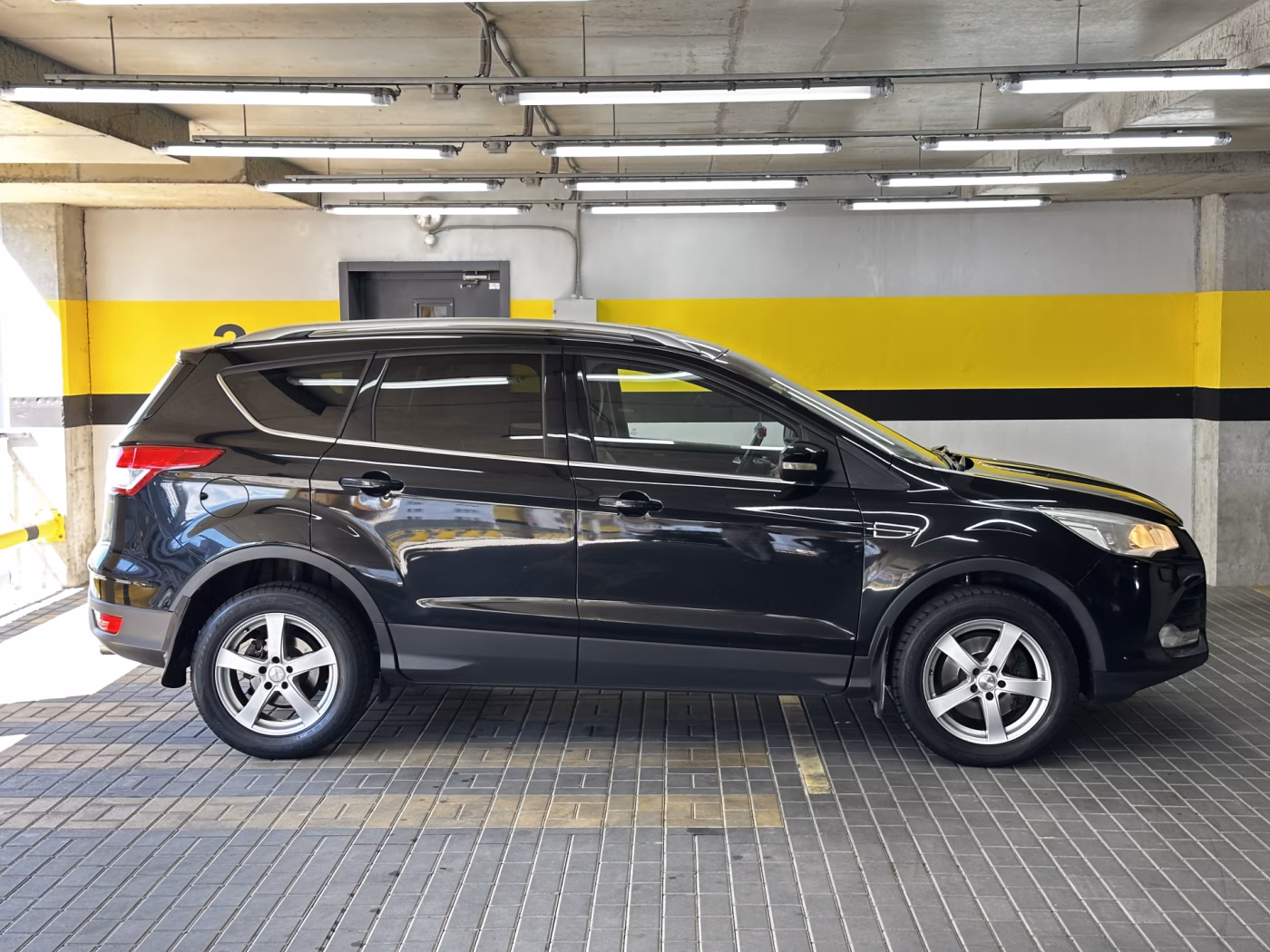 Ford Kuga фото 8