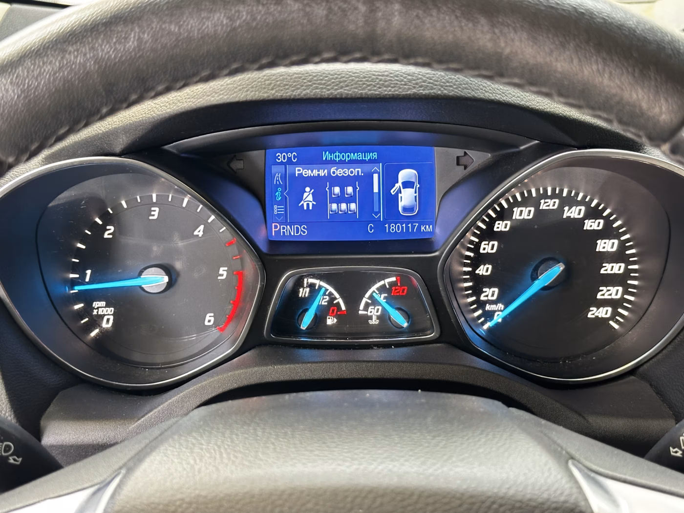Ford Kuga фото 12