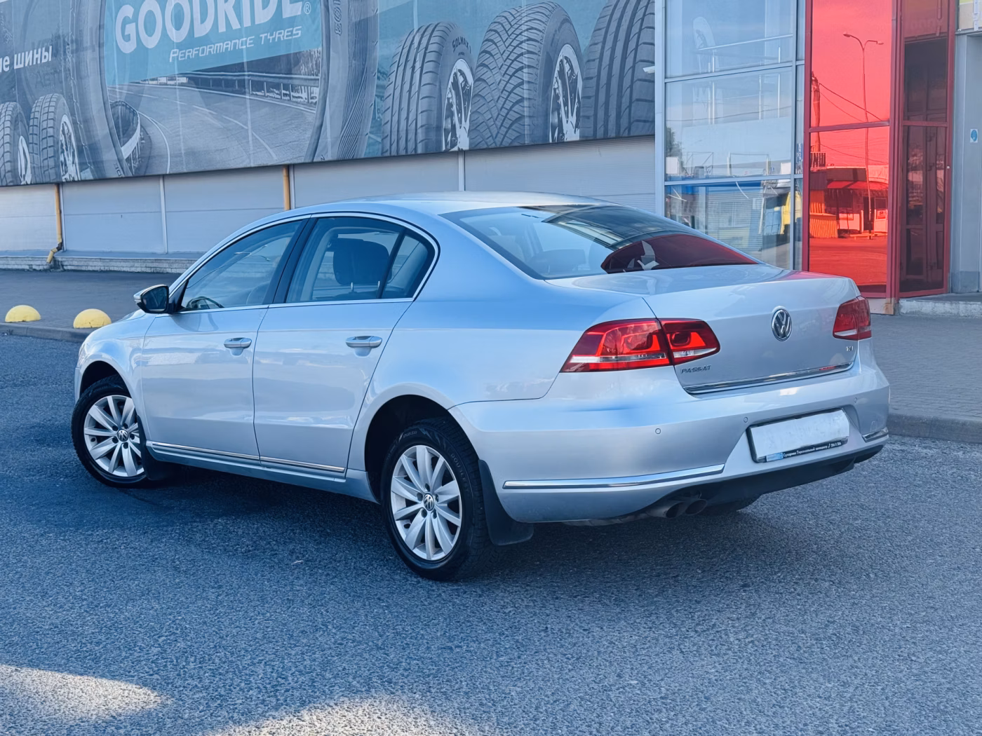 Volkswagen Passat фото 3