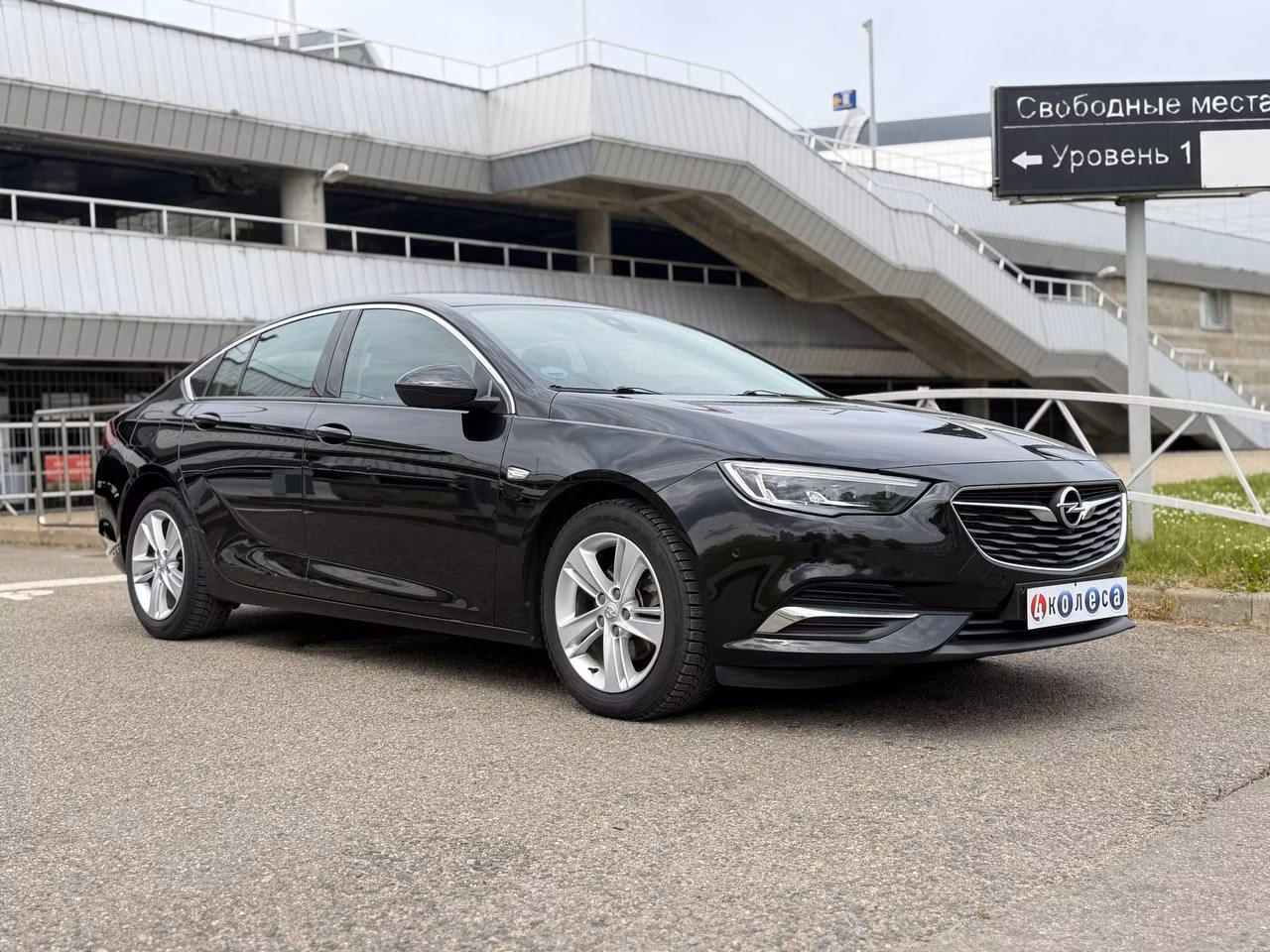 Opel Insignia фото 3