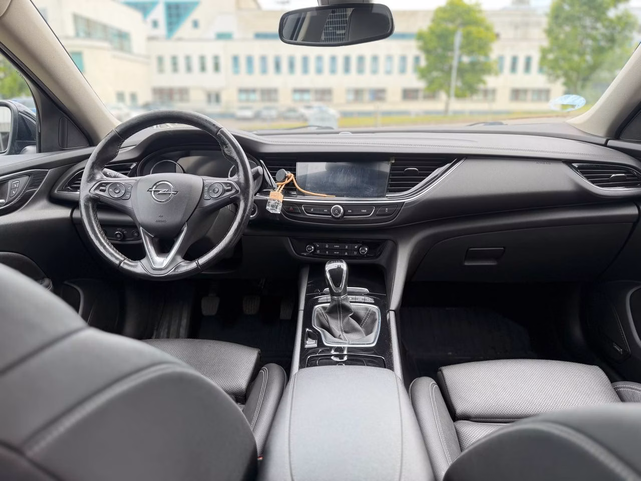 Opel Insignia фото 9