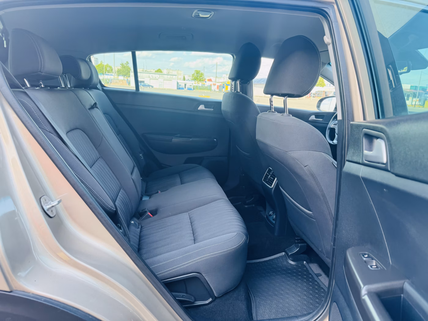 Kia Sportage фото 7
