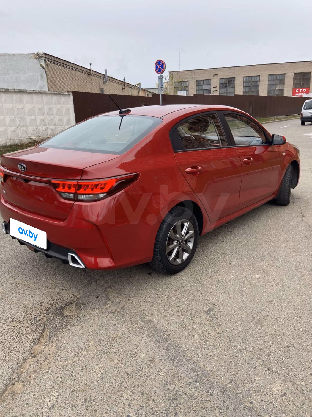 Kia Rio фото 6