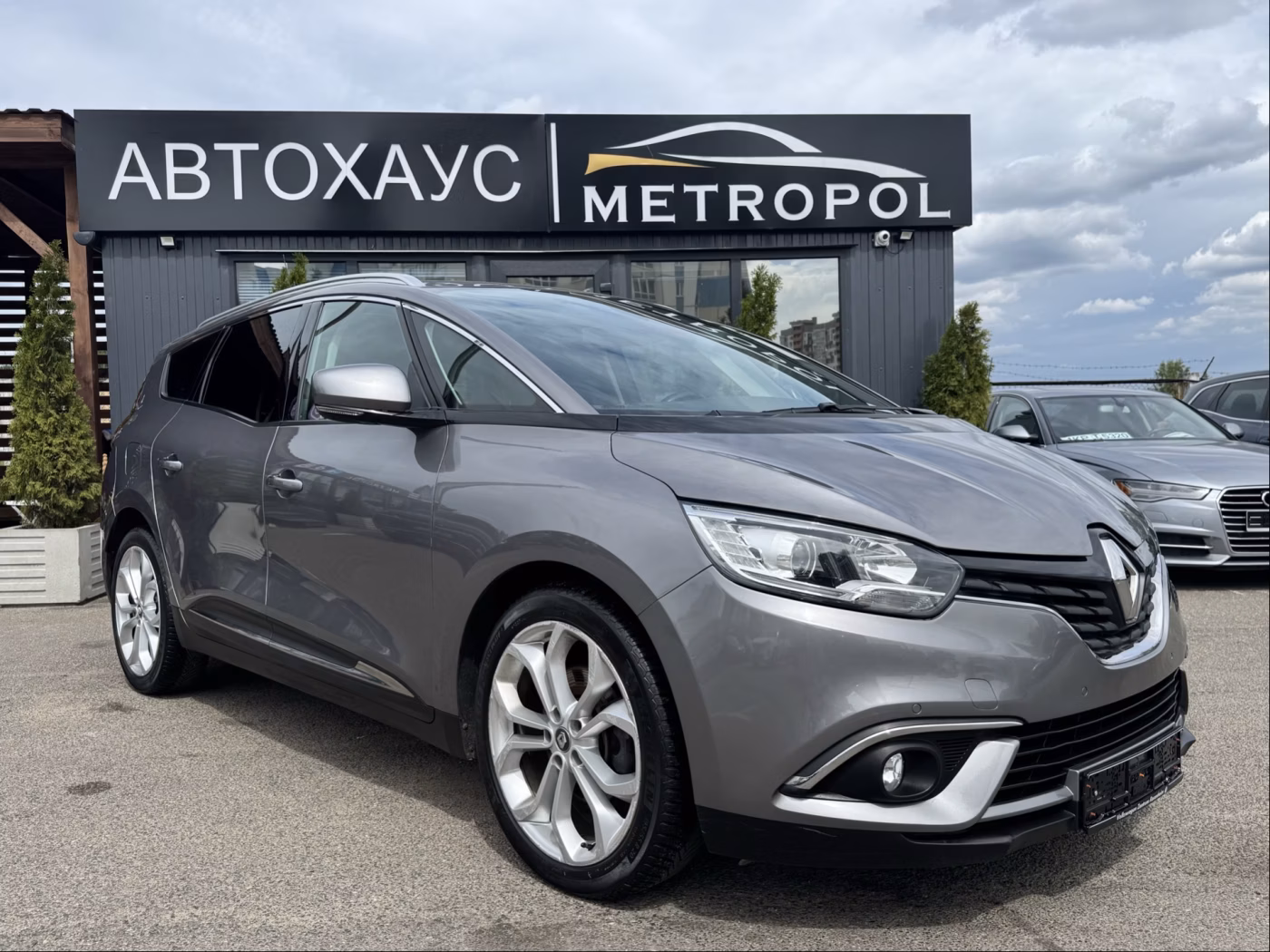 Renault Scenic фото 2