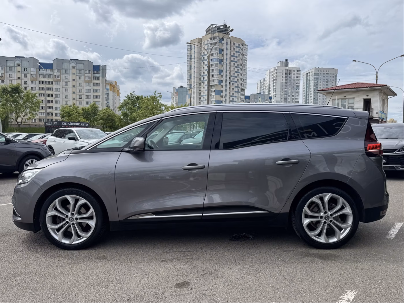 Renault Scenic фото 4