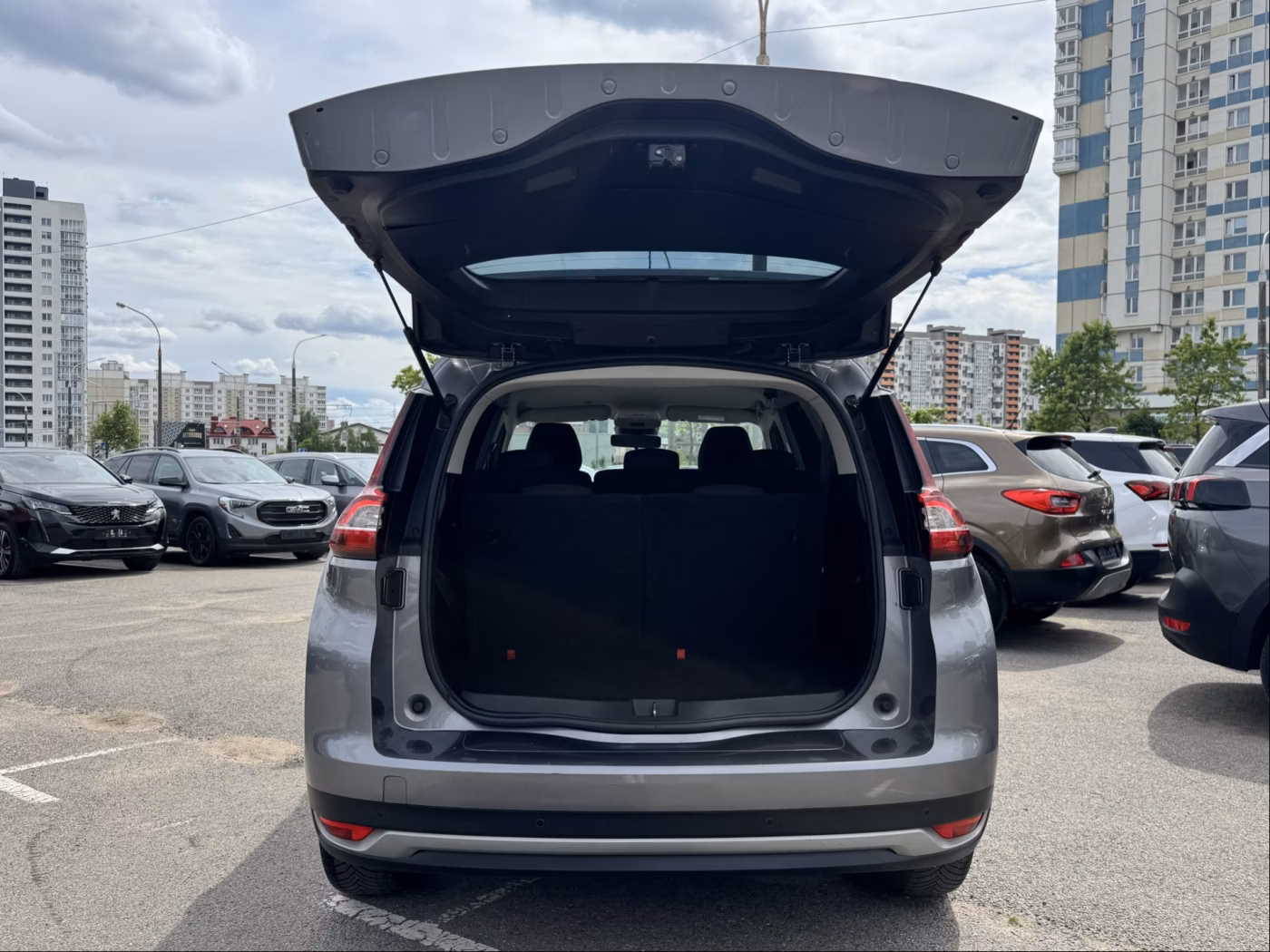 Renault Scenic фото 13