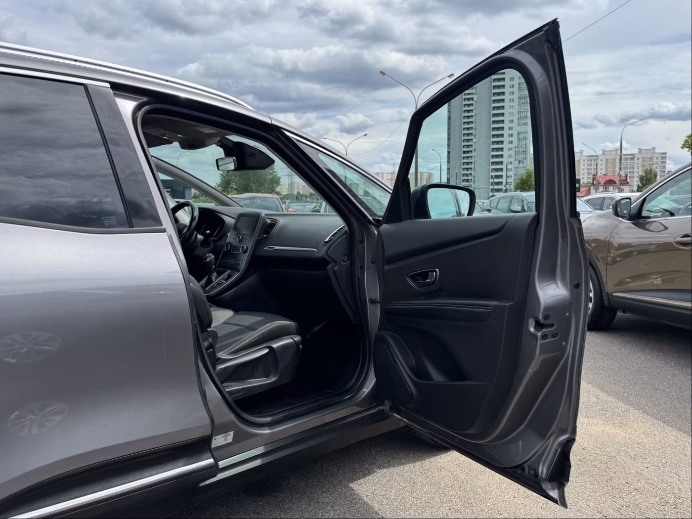 Renault Scenic фото 18