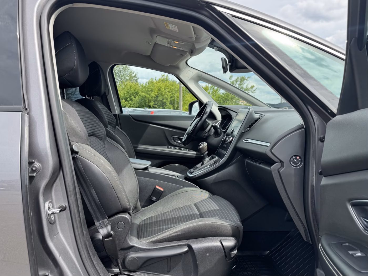 Renault Scenic фото 19