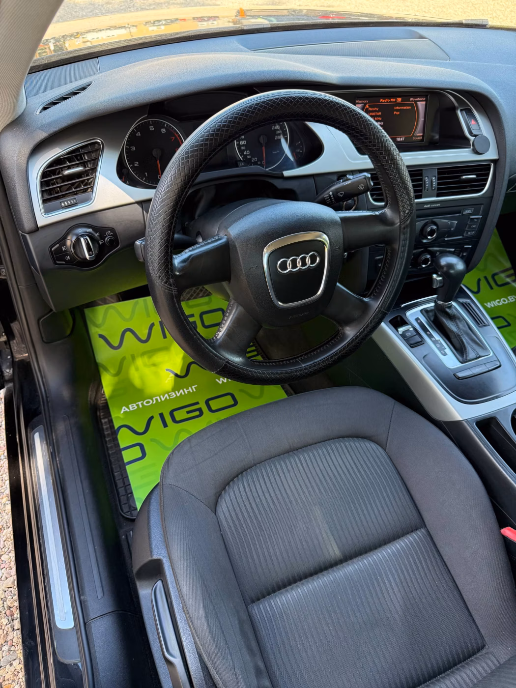 Audi A4 фото 9