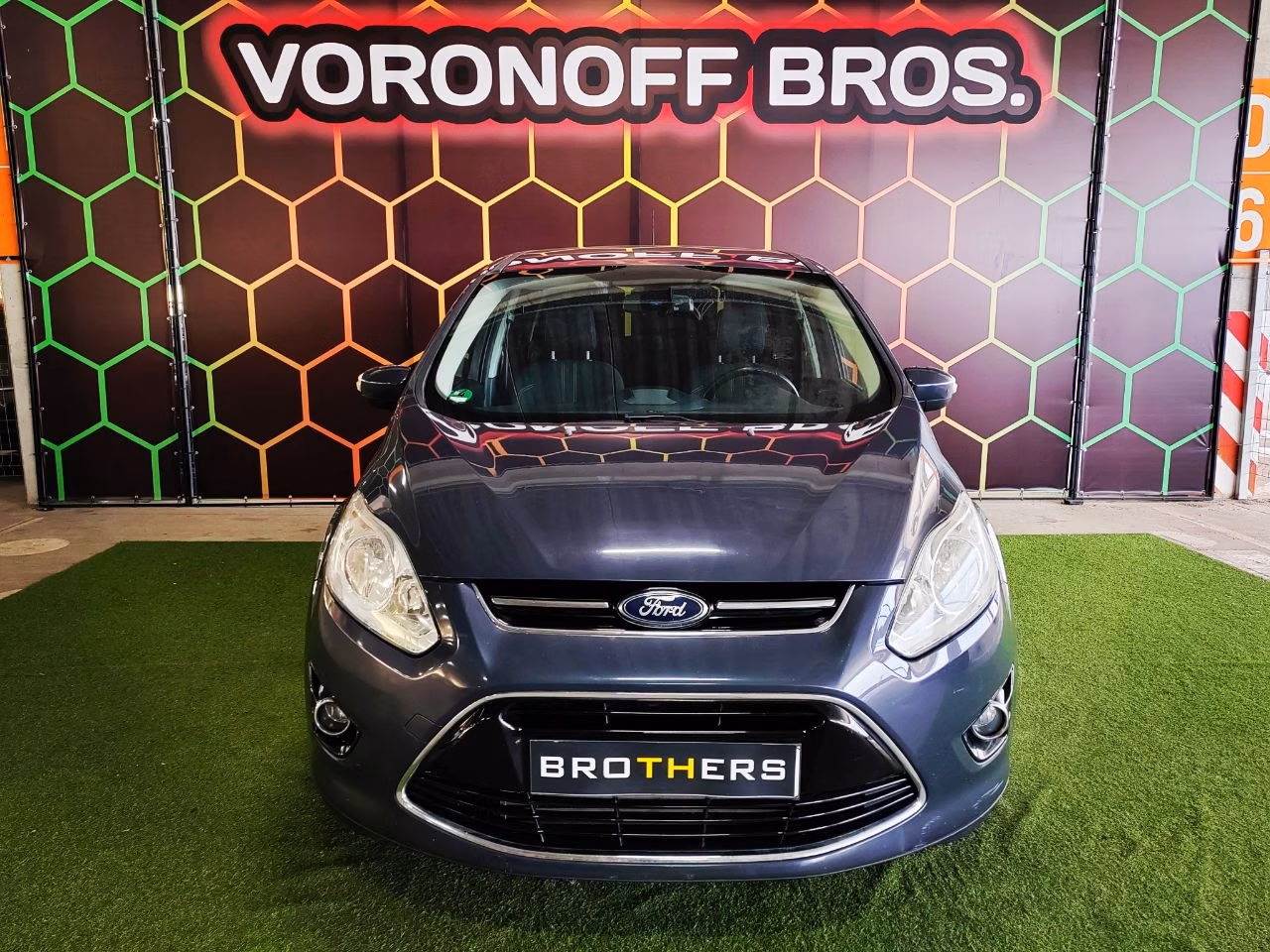 Ford Grand C-Max фото 4