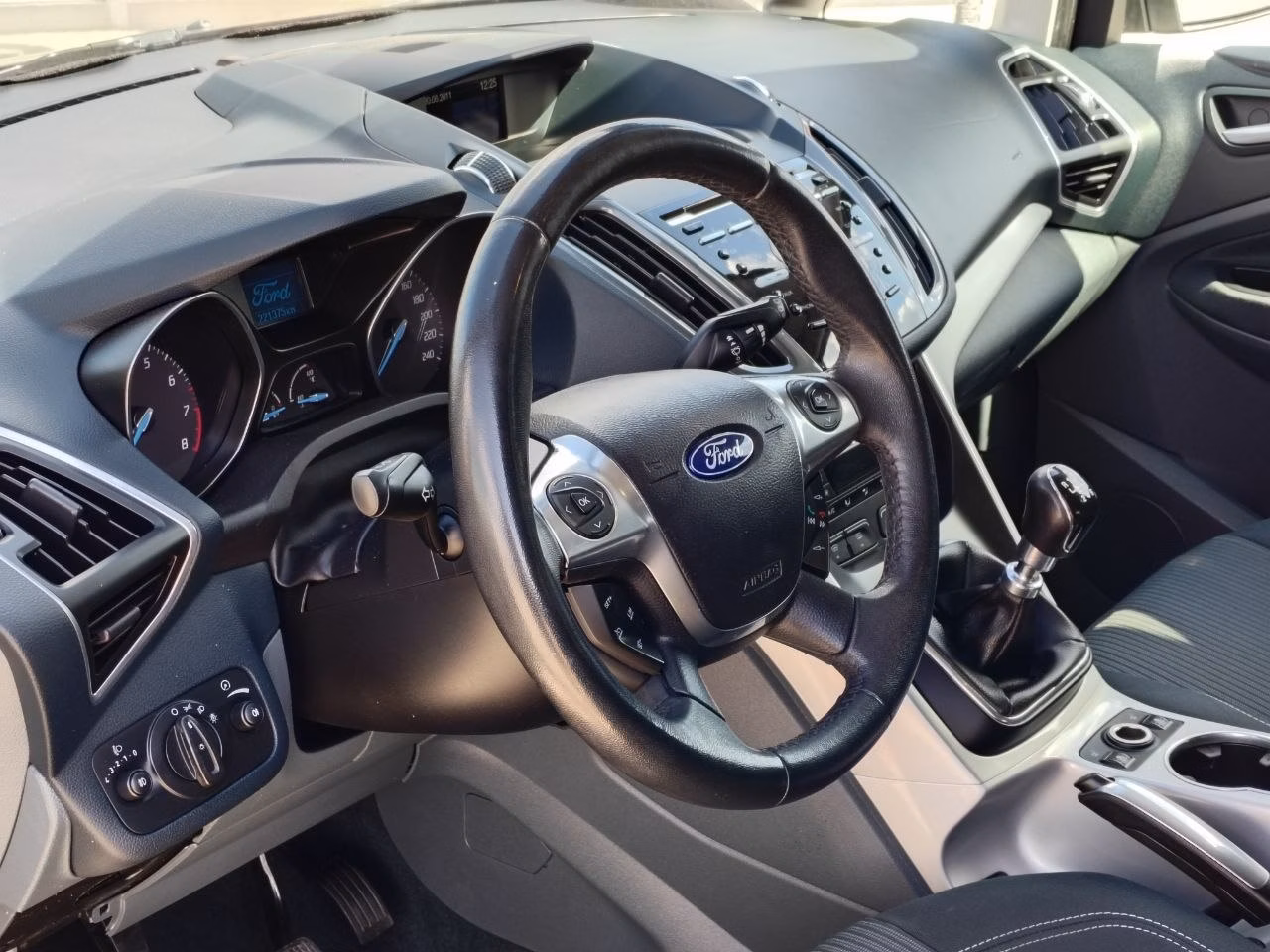 Ford Grand C-Max фото 5