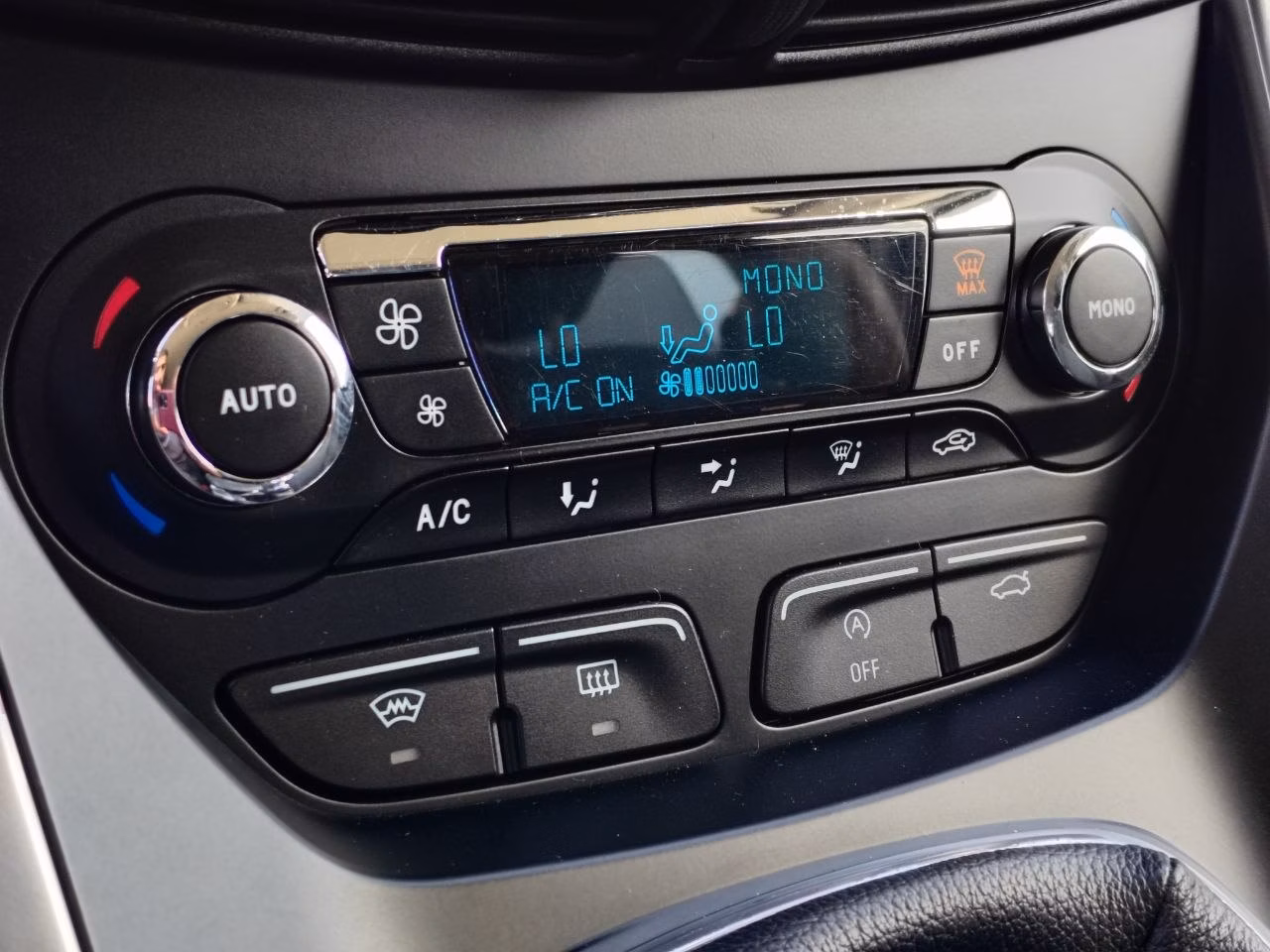 Ford Grand C-Max фото 13