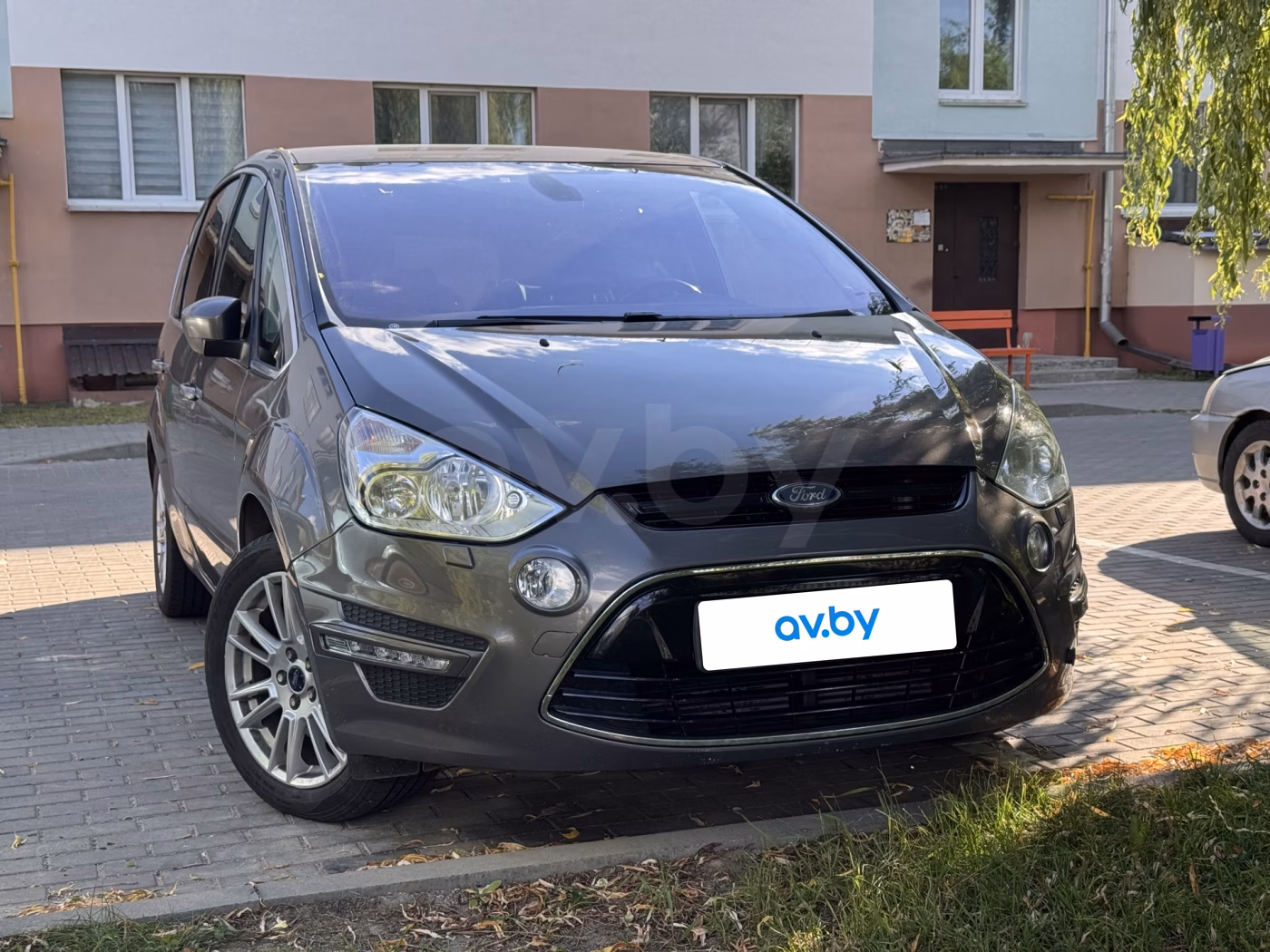 Ford S-MAX фото 4