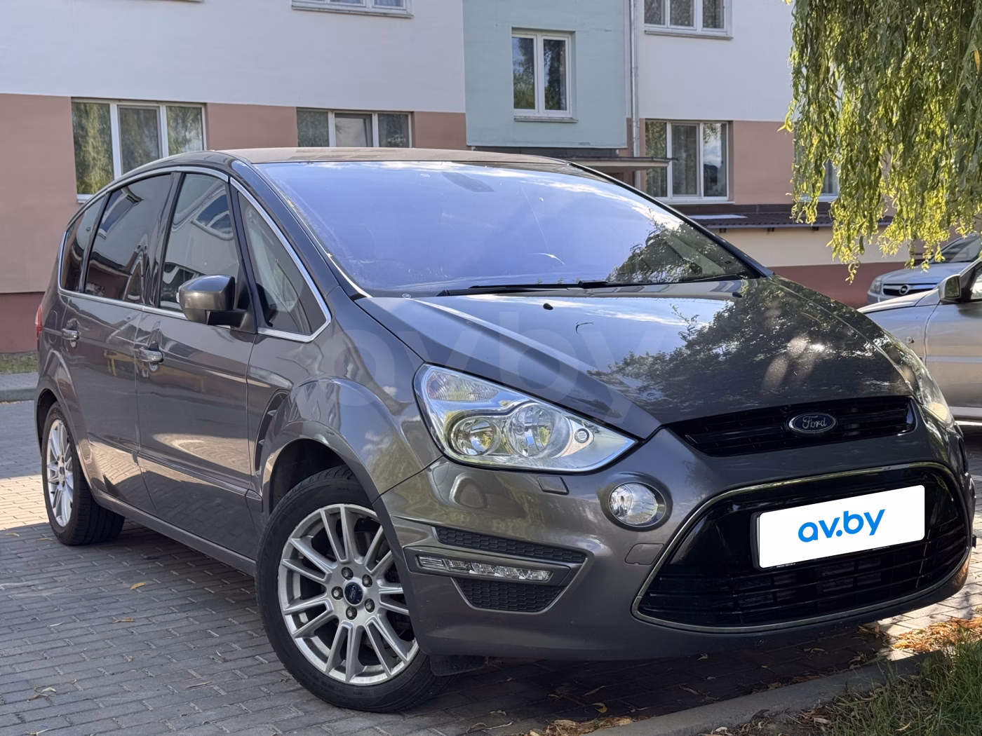 Ford S-MAX фото 5