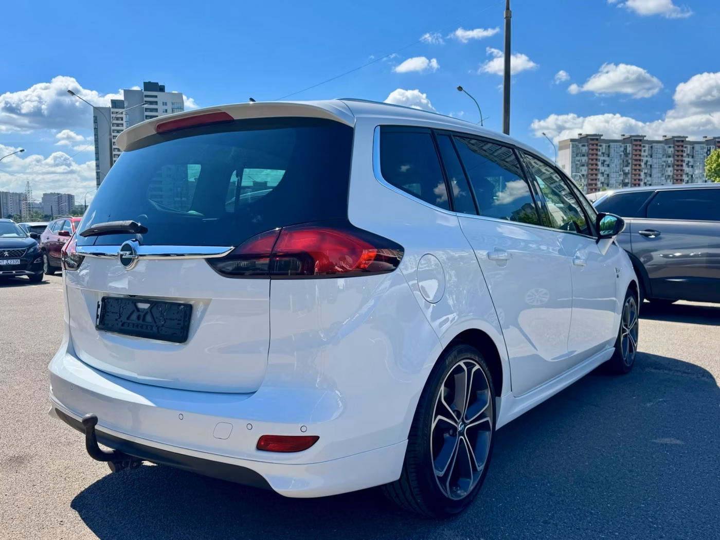Opel Zafira фото 9