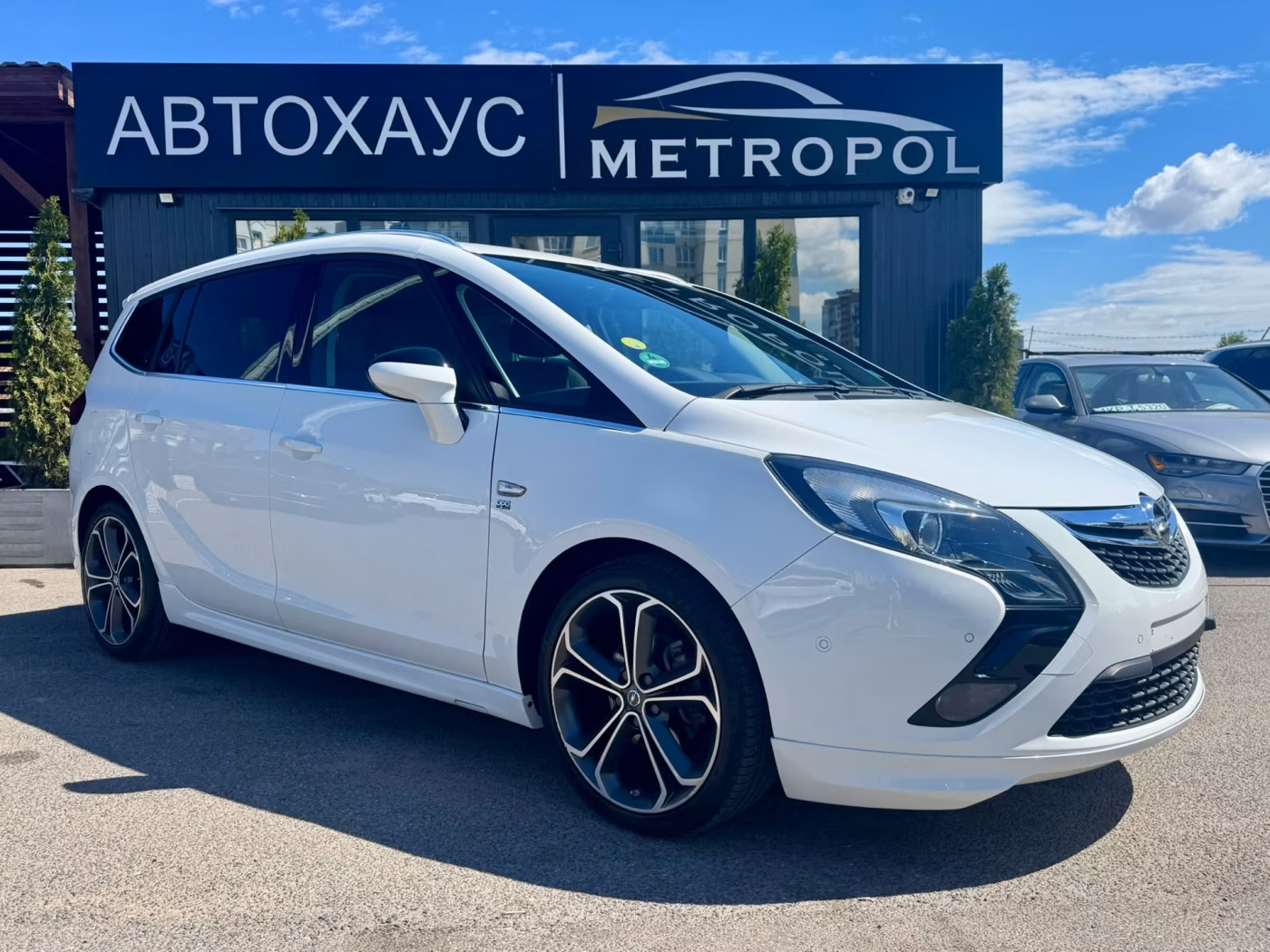 Opel Zafira фото 11