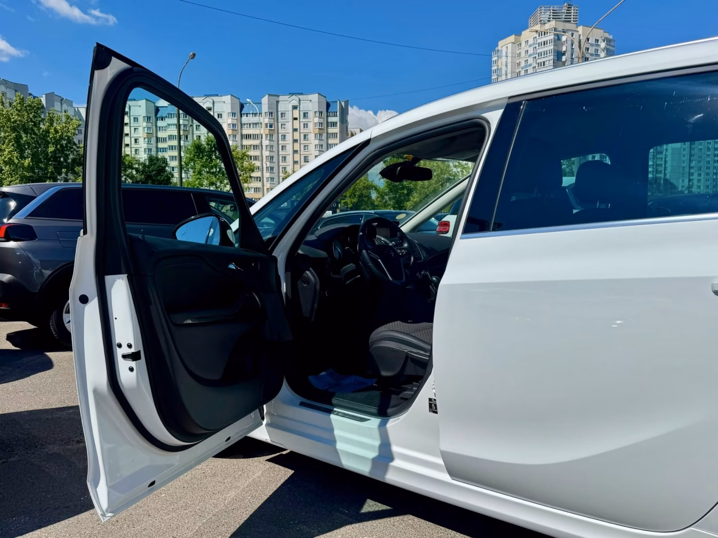 Opel Zafira фото 12