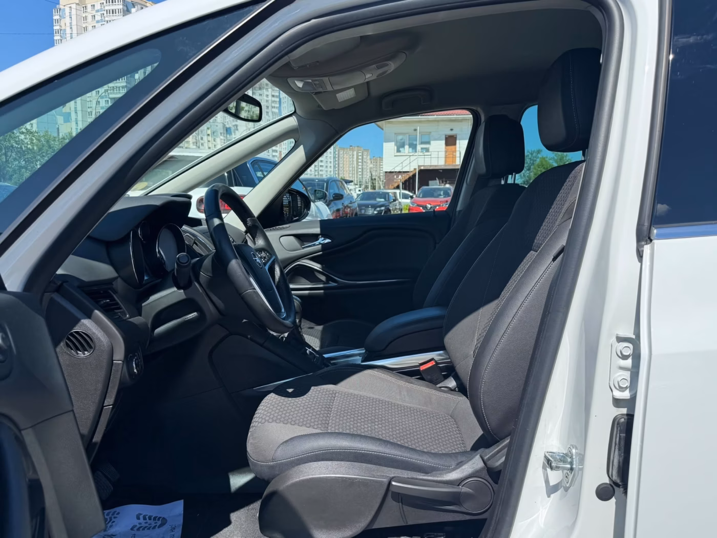 Opel Zafira фото 13