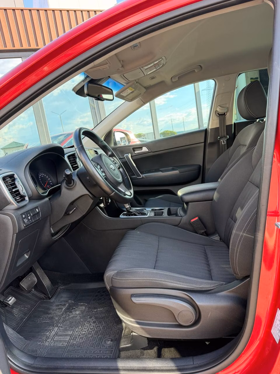 Kia Sportage фото 13