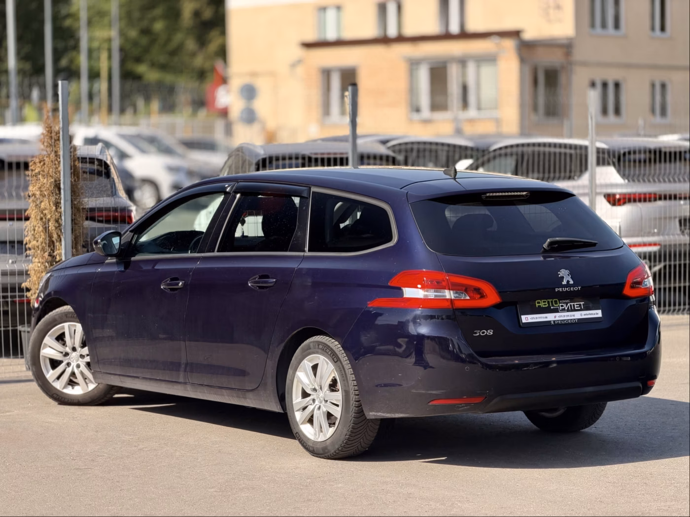 Peugeot 308 фото 9