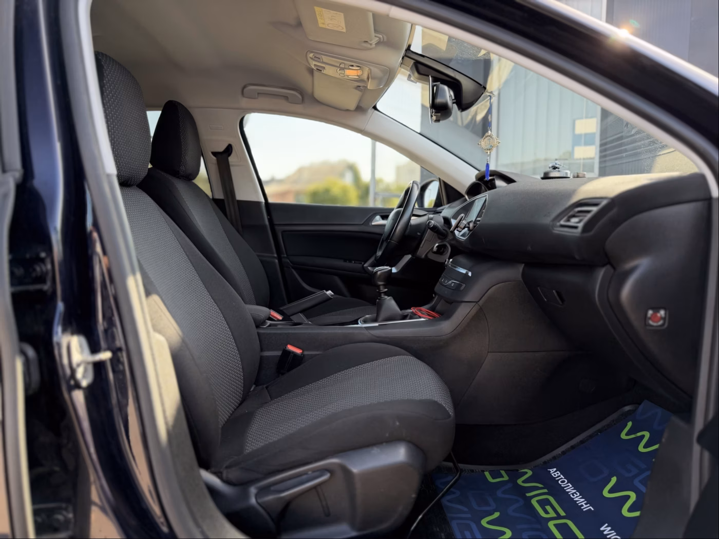 Peugeot 308 фото 20