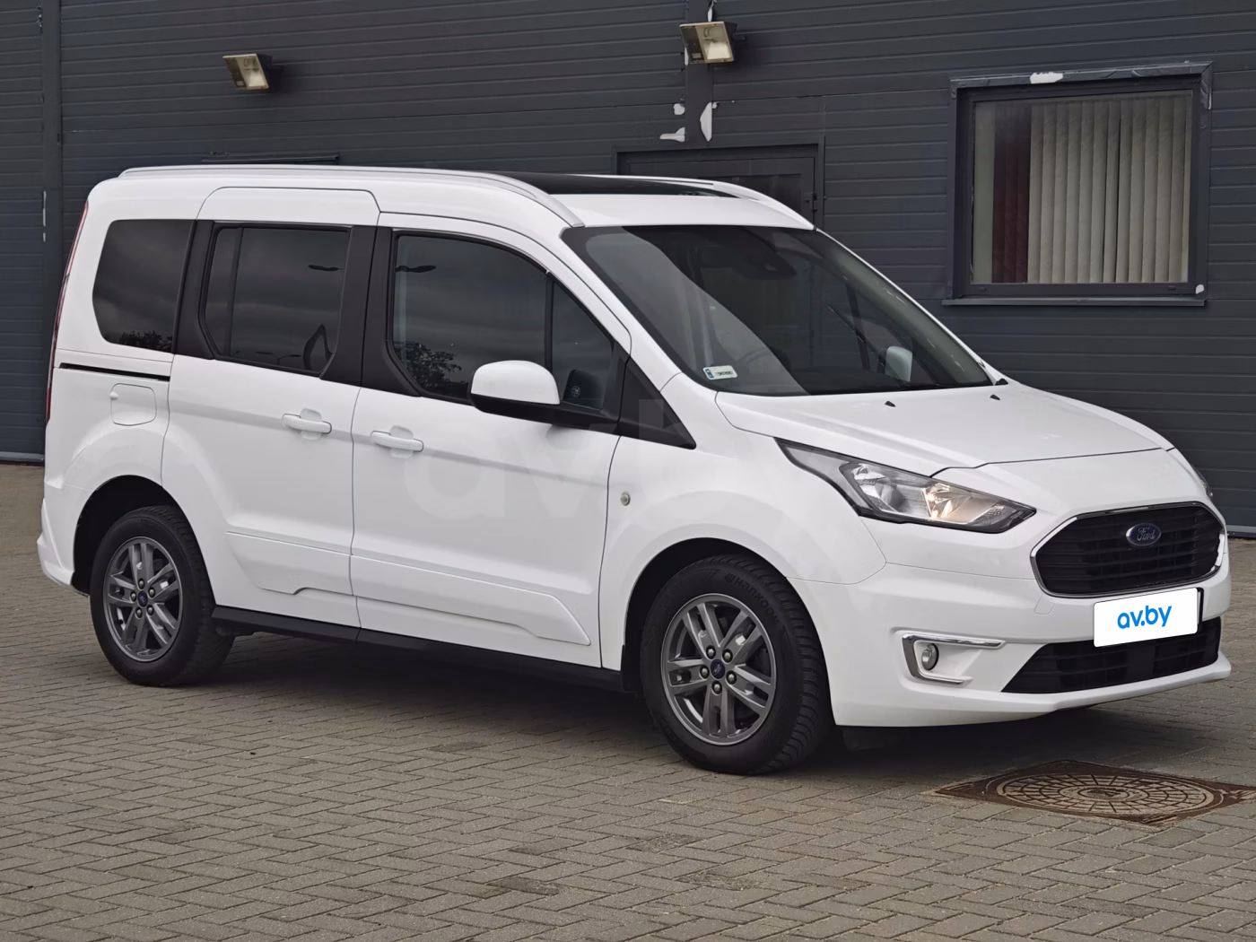 Ford Tourneo Connect фото 6