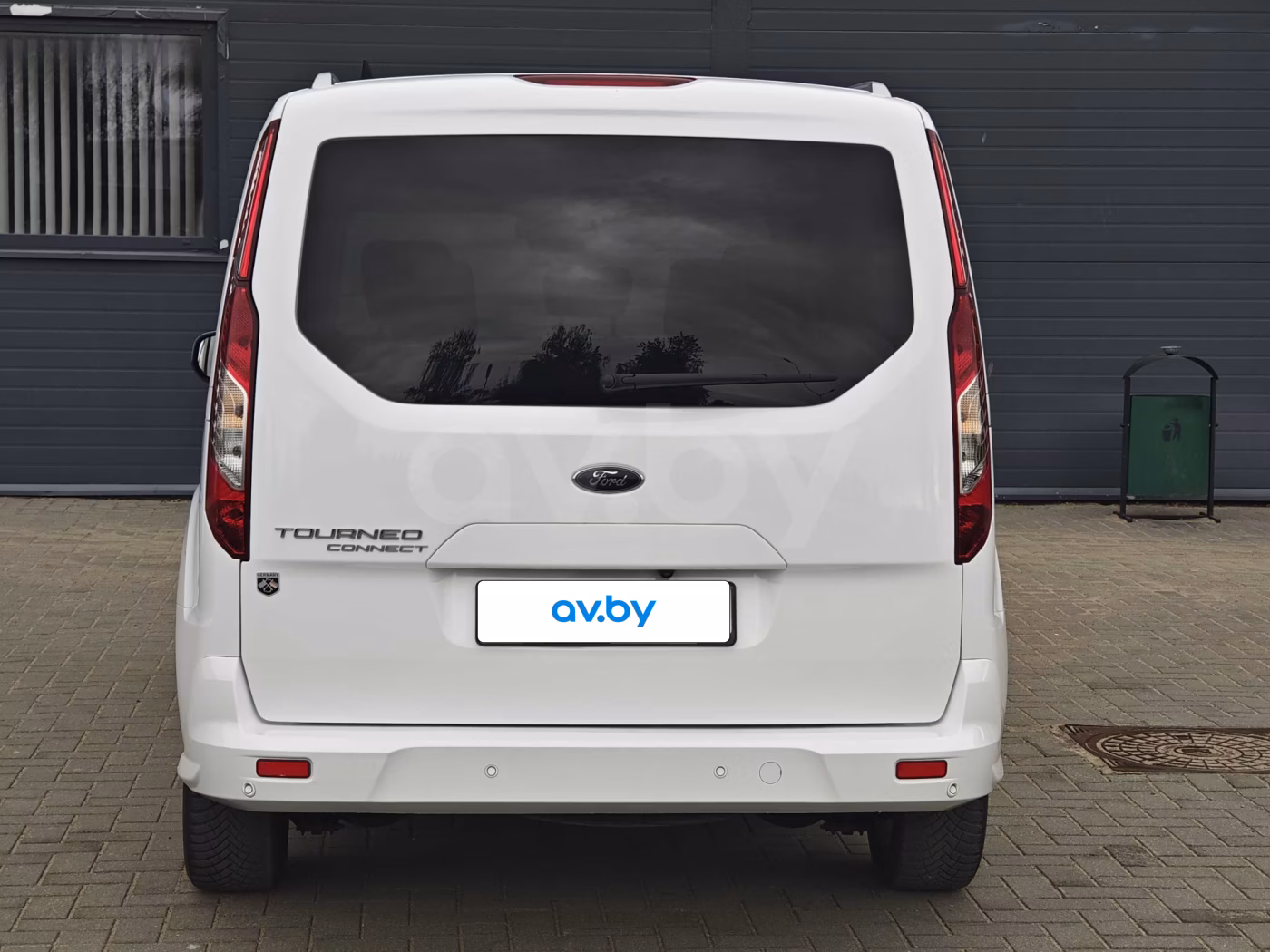 Ford Tourneo Connect фото 9
