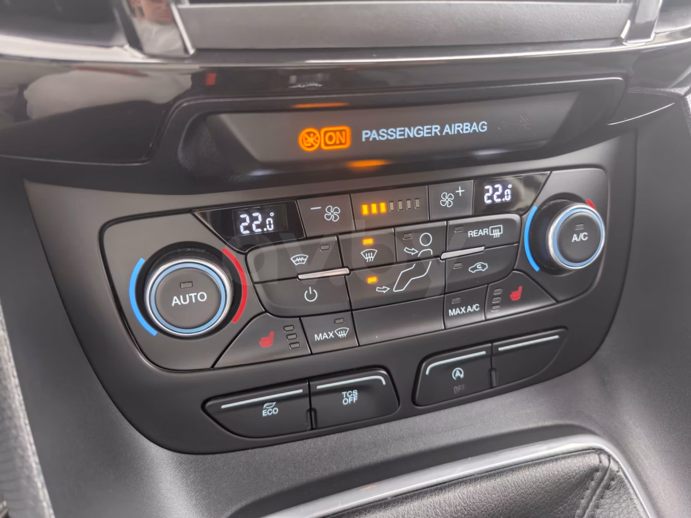 Ford Tourneo Connect фото 20