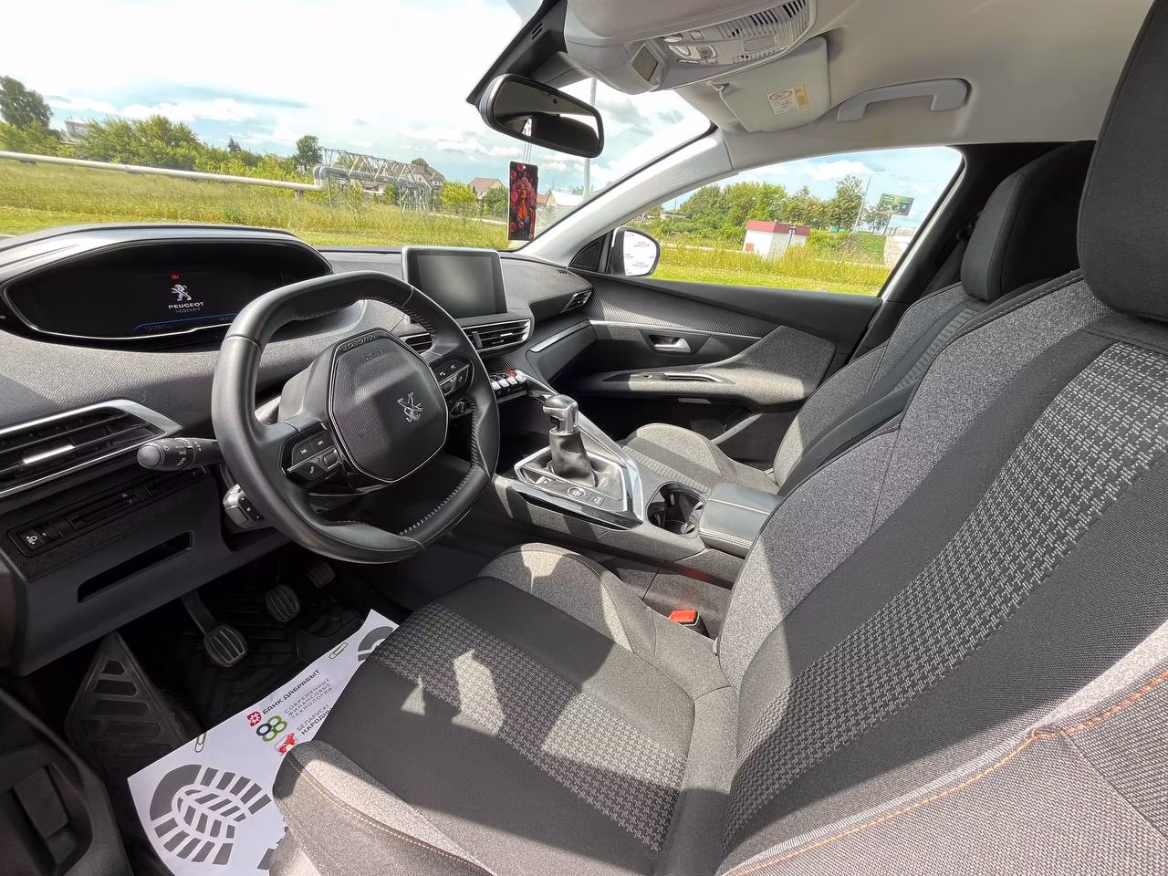 Peugeot 3008 фото 9