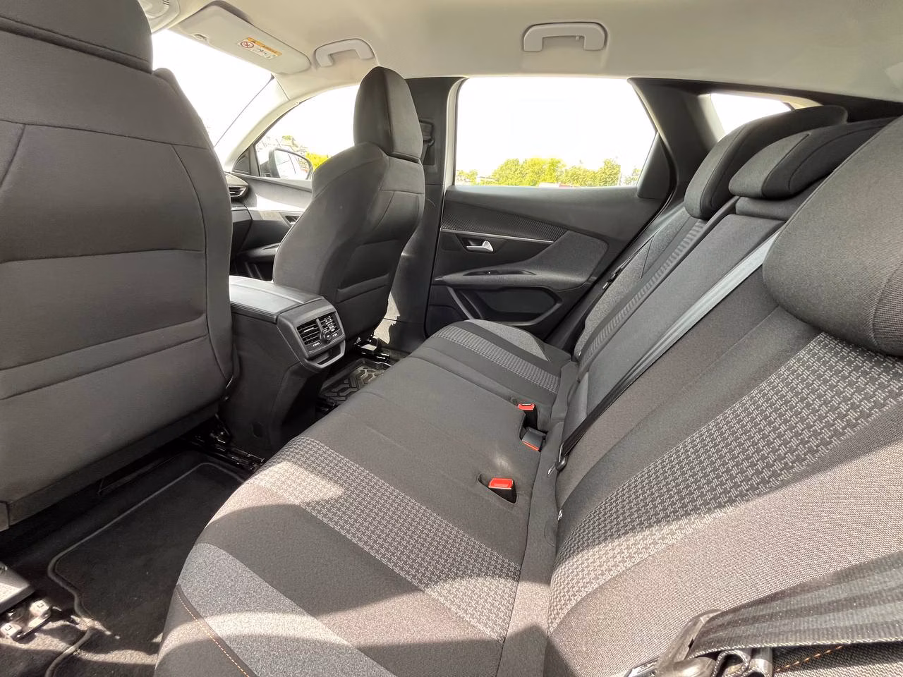 Peugeot 3008 фото 10
