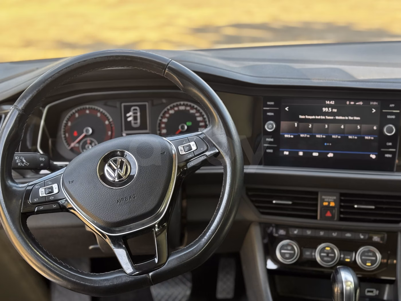 Volkswagen Jetta фото 13