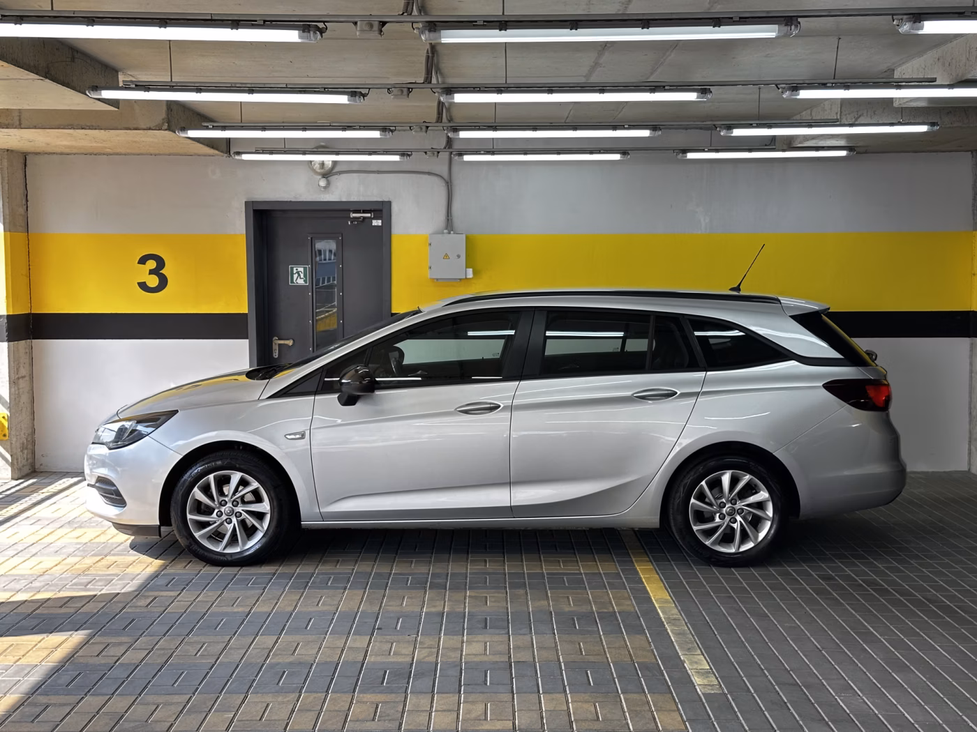 Opel Astra фото 4