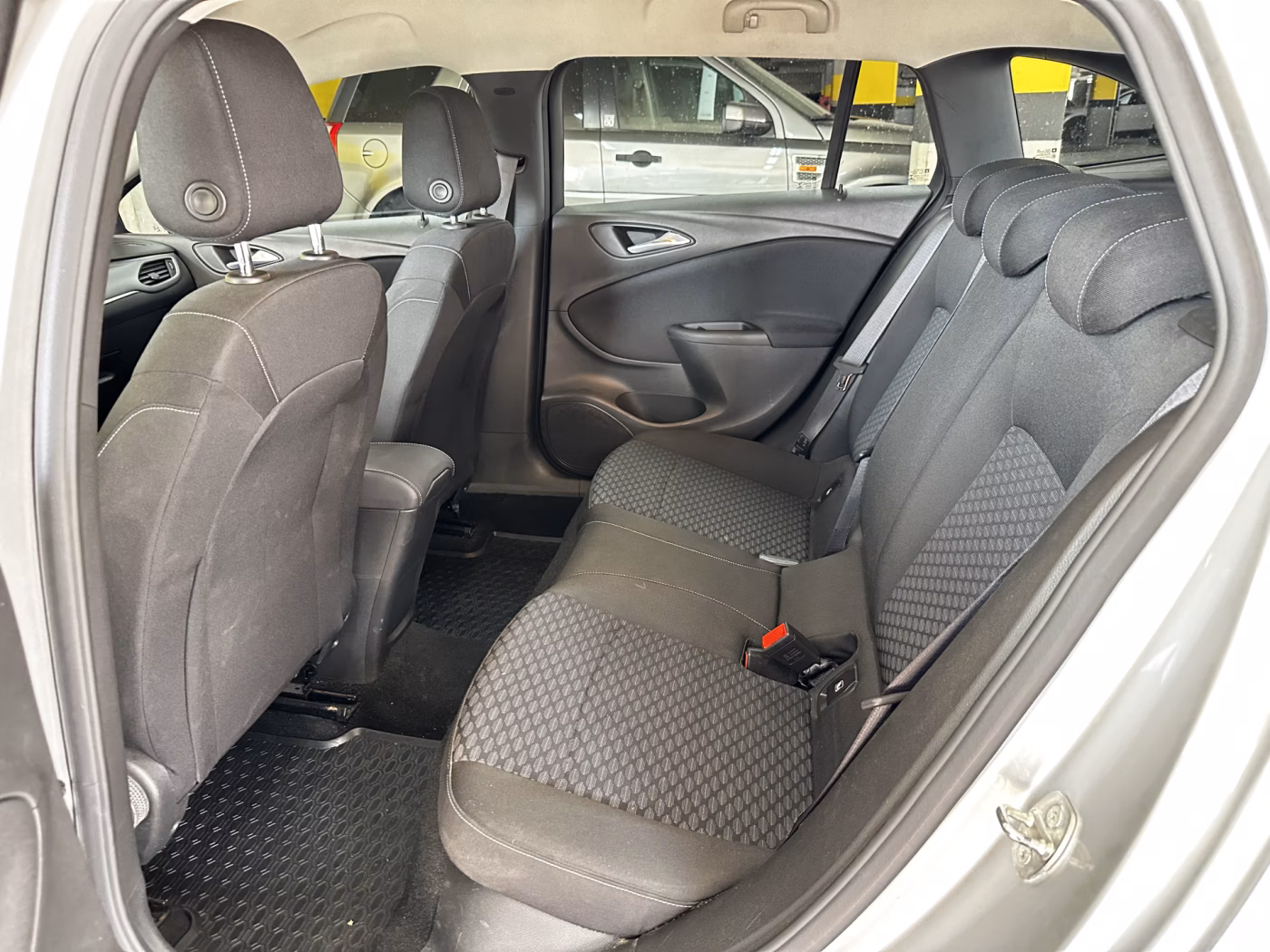 Opel Astra фото 16