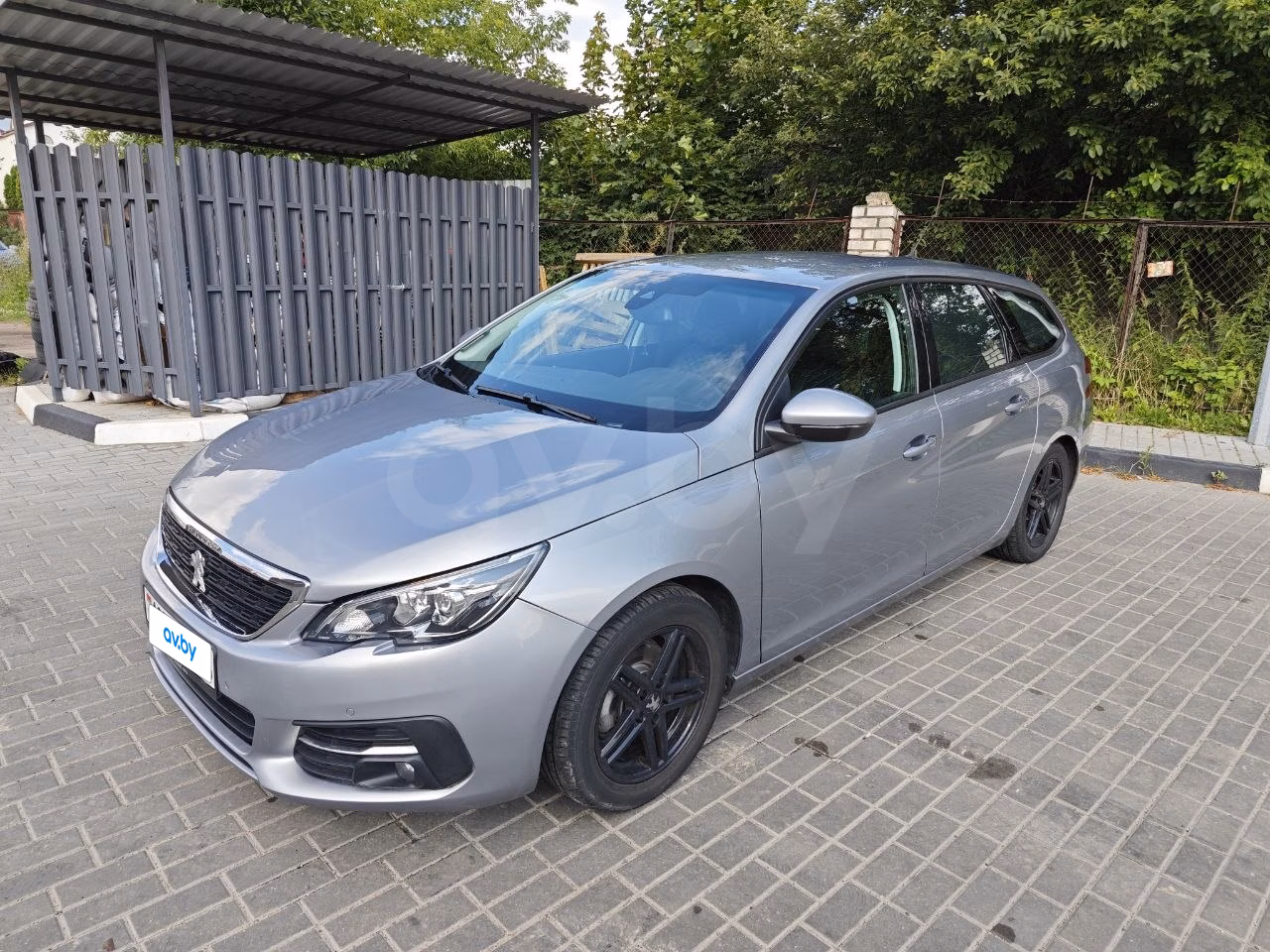 Peugeot 308 фото 2
