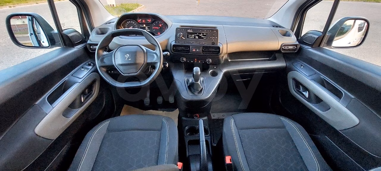 Peugeot Rifter фото 10