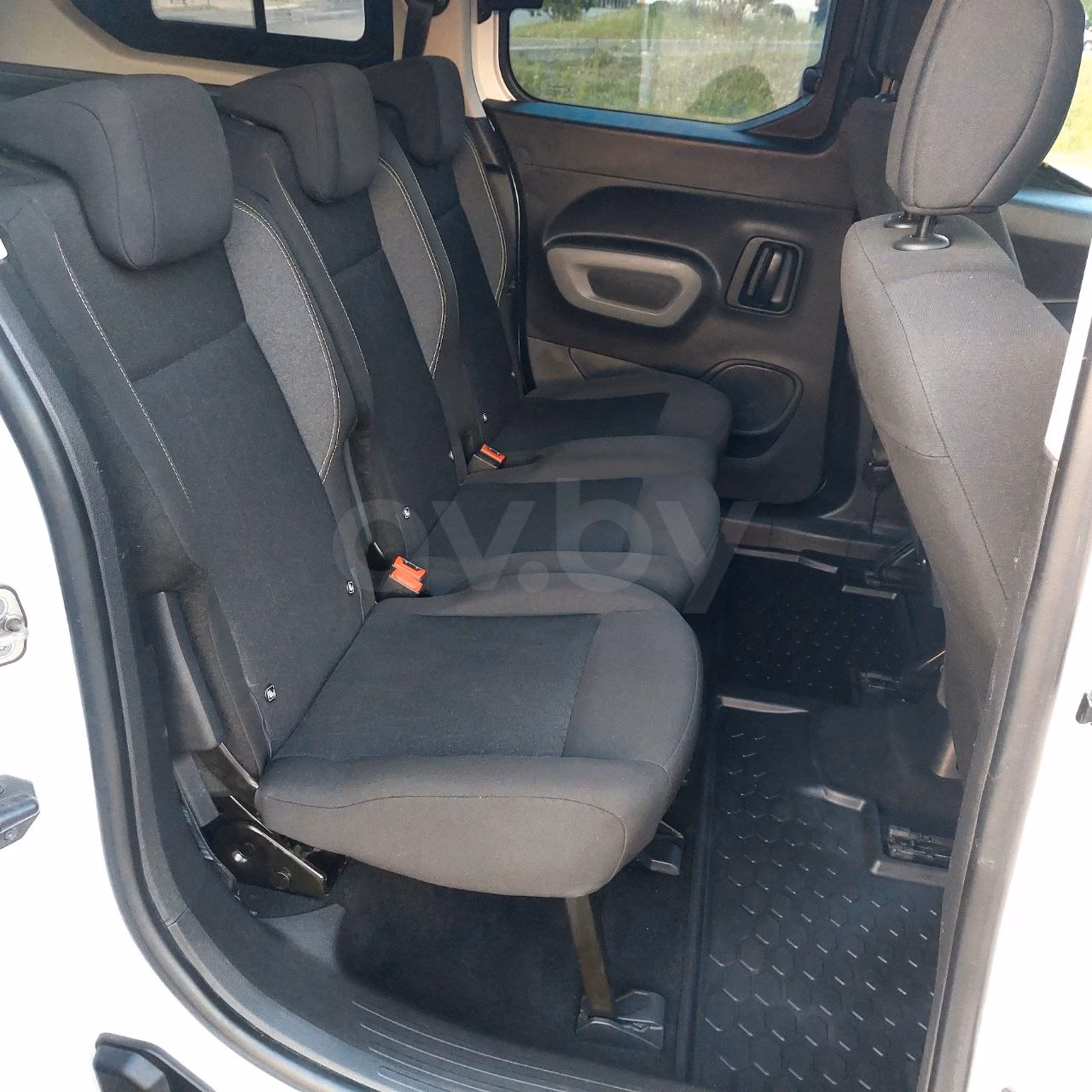 Peugeot Rifter фото 12