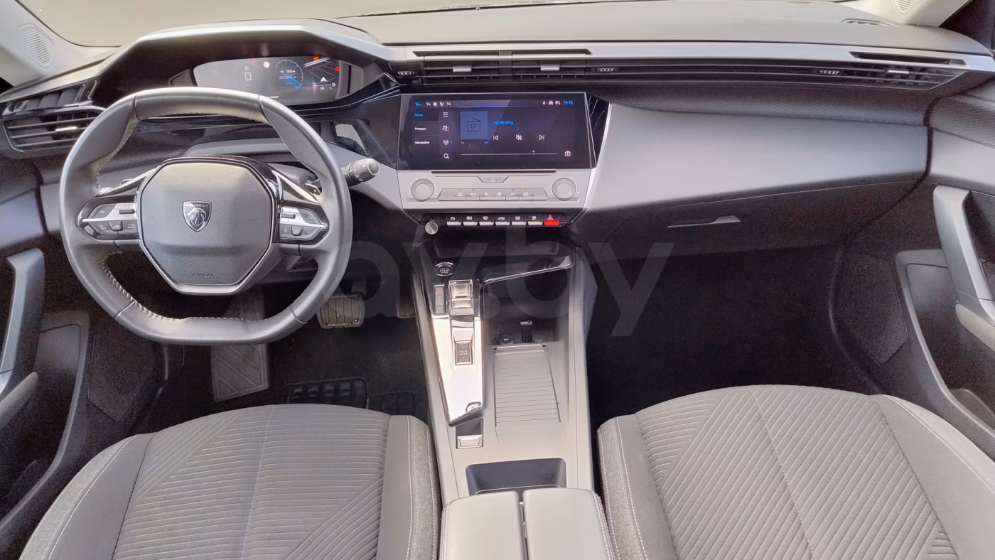 Peugeot 308 фото 11