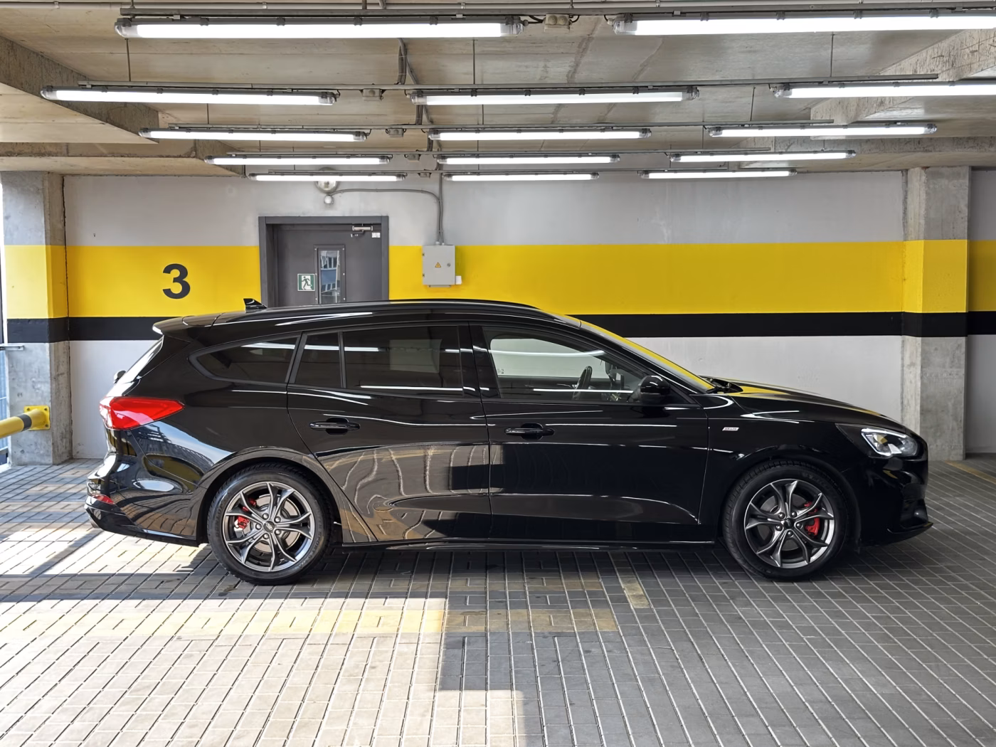Ford Focus фото 8