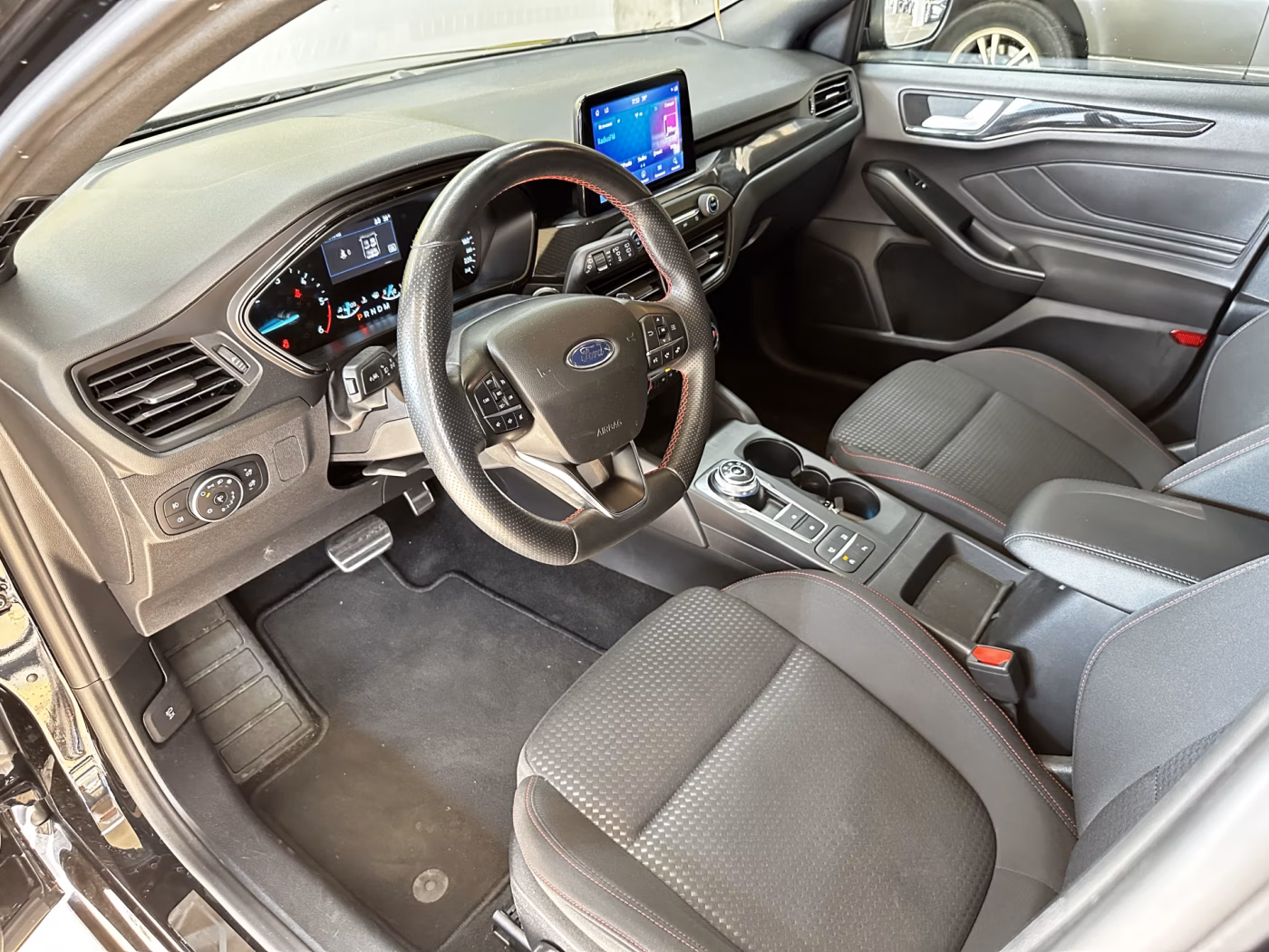 Ford Focus фото 13