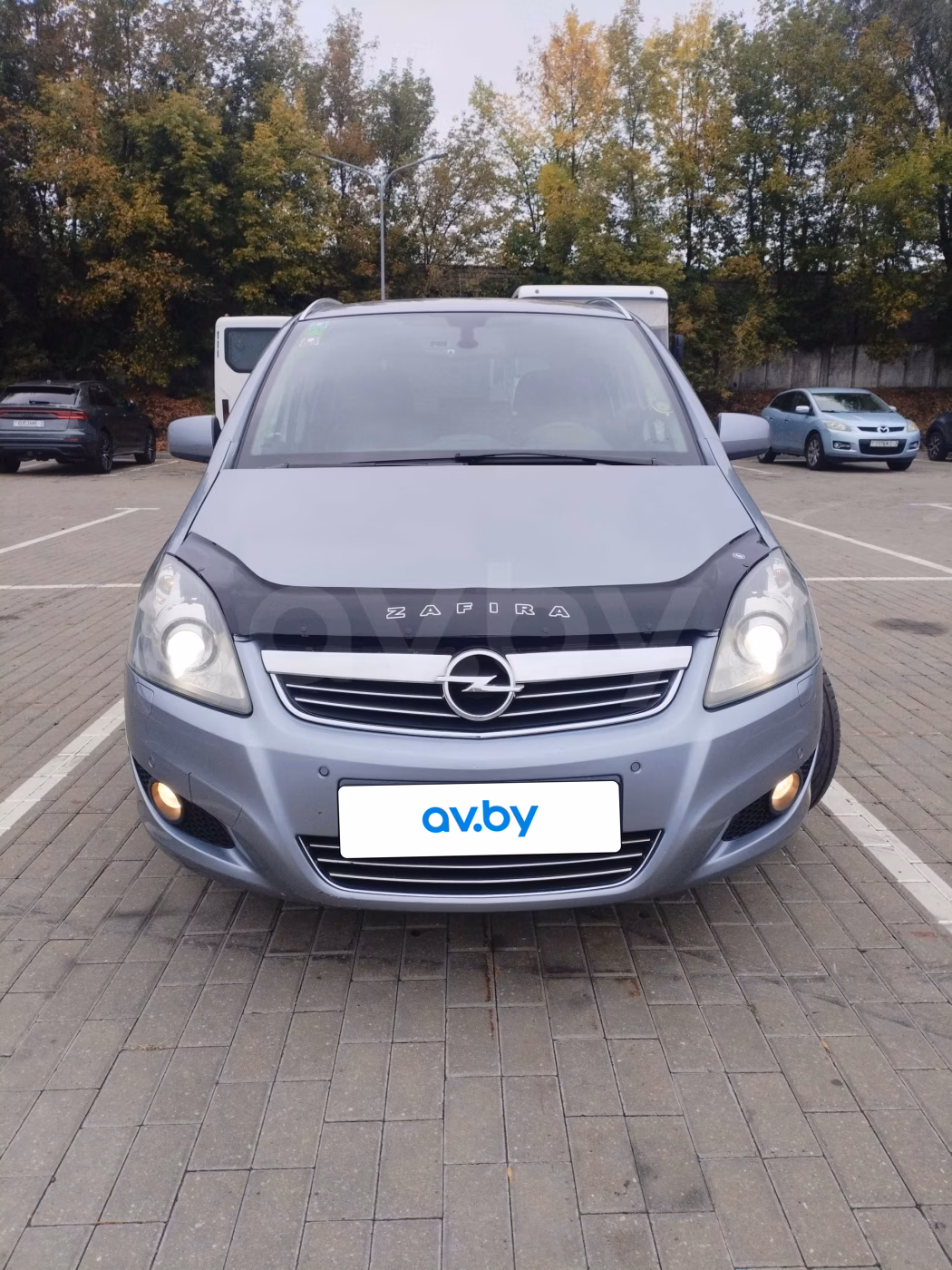 Opel Zafira фото 6