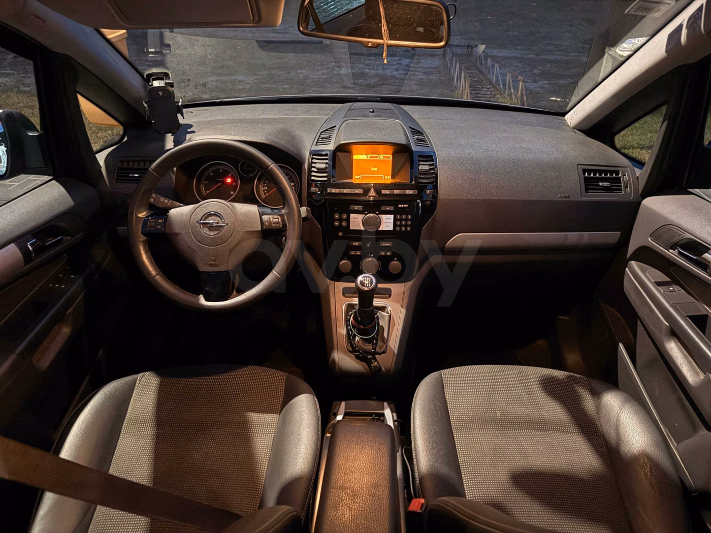 Opel Zafira фото 13