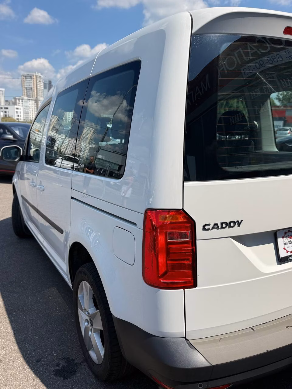 Volkswagen Caddy фото 6