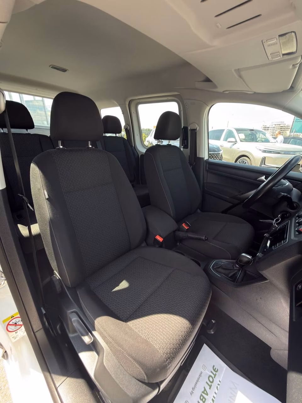 Volkswagen Caddy фото 13