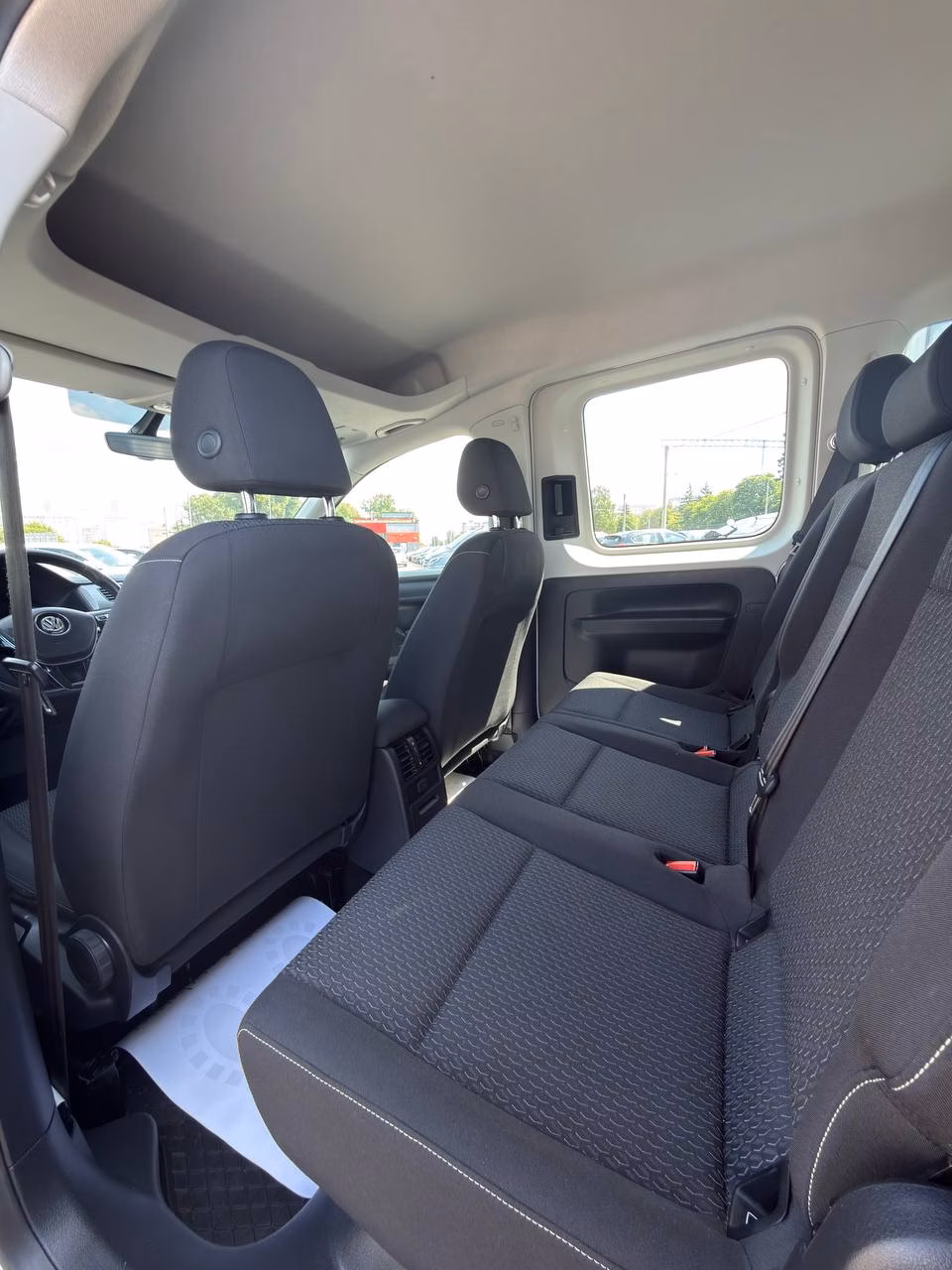 Volkswagen Caddy фото 19