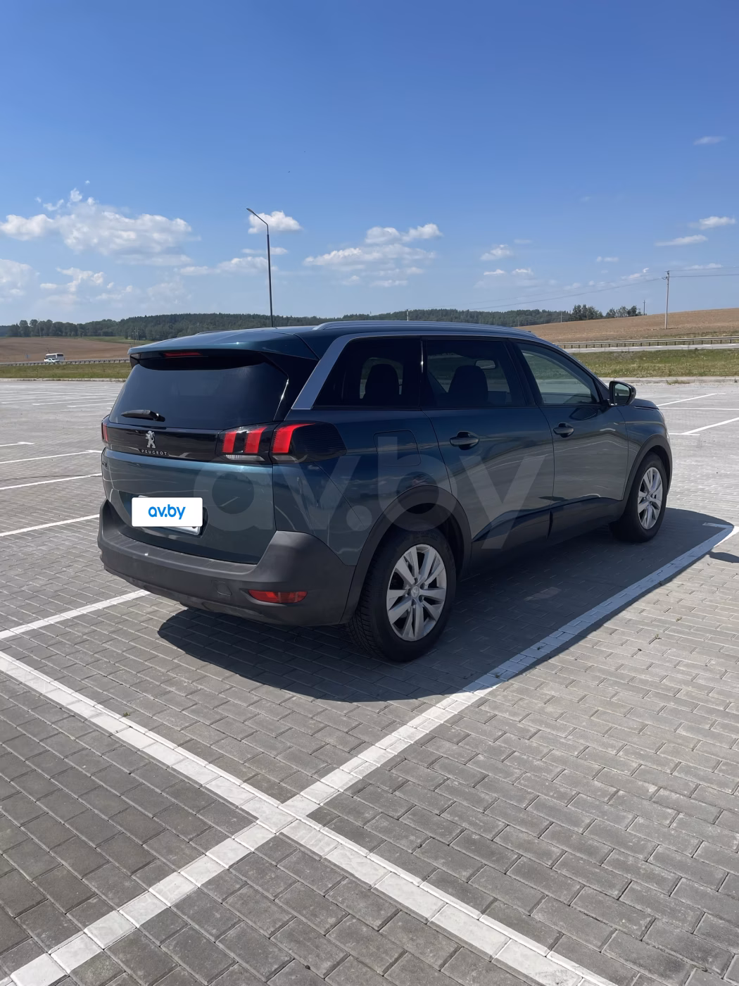 Peugeot 5008 фото 2