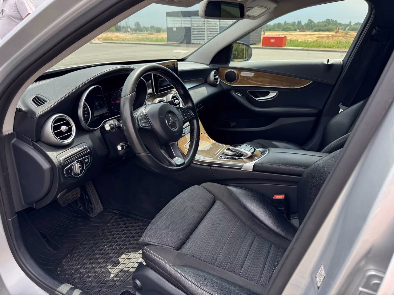Mercedes-Benz C-Класс фото 9