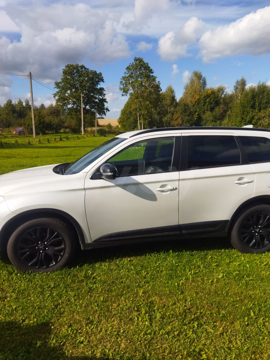Mitsubishi Outlander фото 2