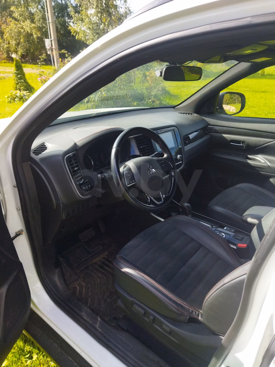 Mitsubishi Outlander фото 4