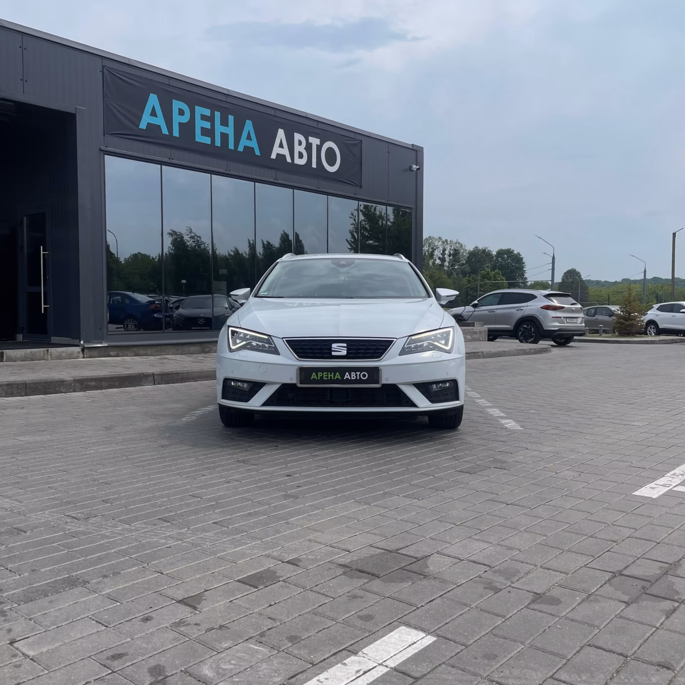 SEAT Leon фото 2